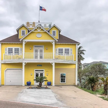 4 Bdrm Beach Home With Ocean Views And Rooftop Deck!